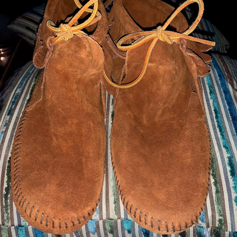 Men's Minnetonka Size 11 Mocs